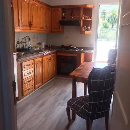 Piso Con 2 Habitaciones,san Juan De La Rambla